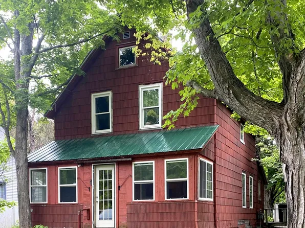 46462 Main St, Dodgeville, MI 49921