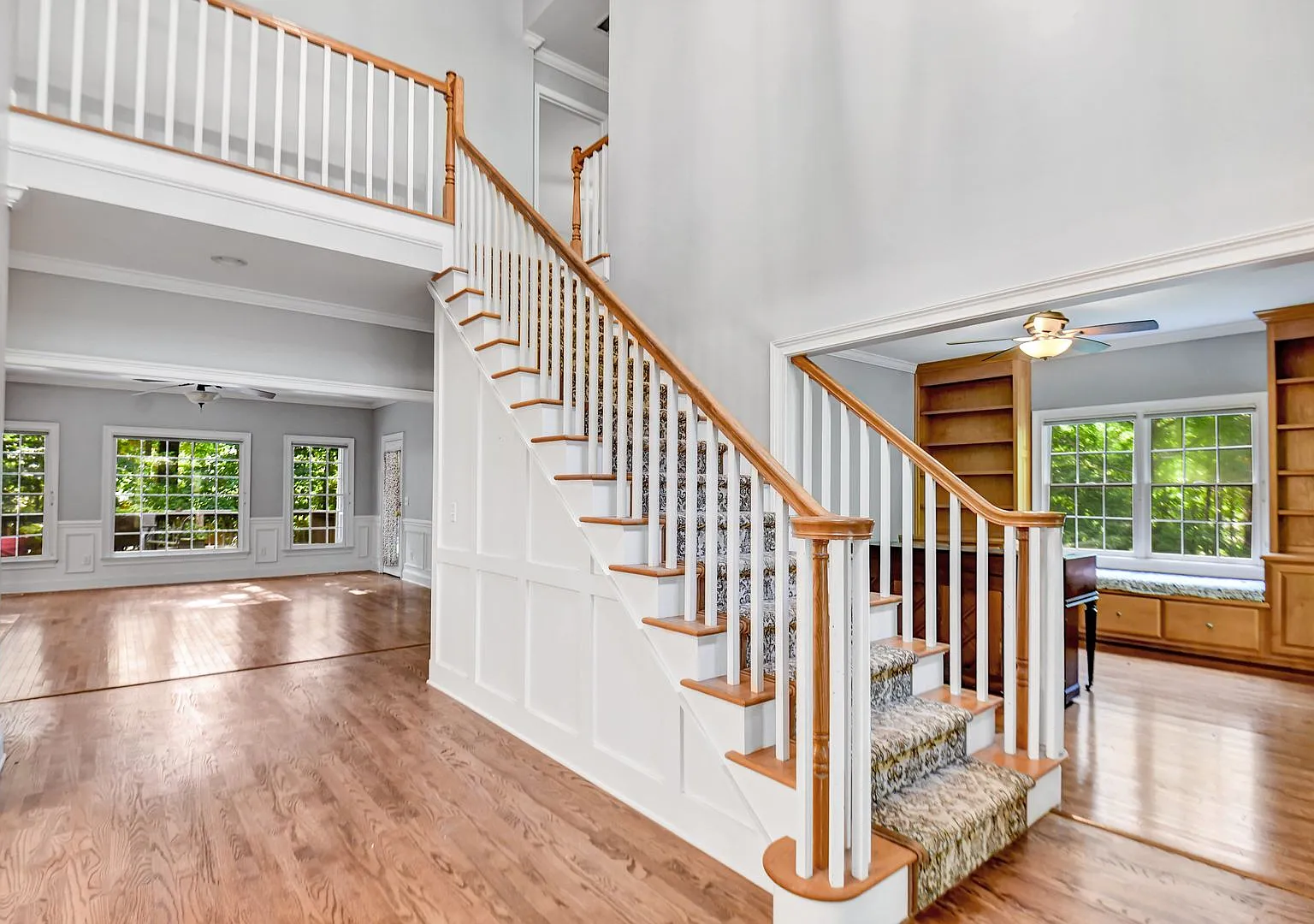 Large, beautiful home in Oconee! — Photo 3