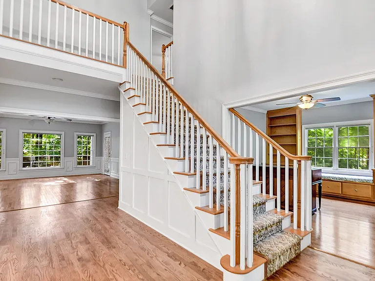 1170 Knob Creek Dr — Photo 3