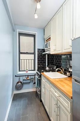 2nd image of 242 E 38th St APT 3H