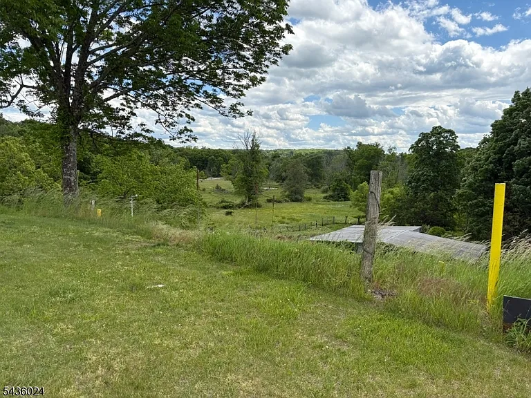 30 Perry Rd — Photo 6