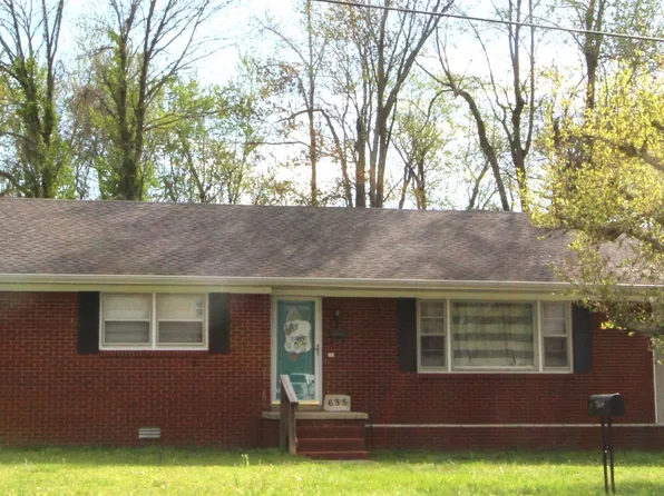 635 N Main St, Dyer, TN 38330