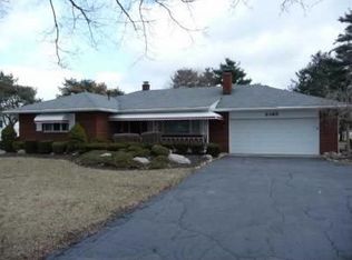 2362 Demorest Rd, Grove City, OH 43123