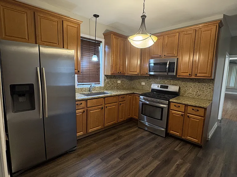 9331 S Evans Ave — Photo 9
