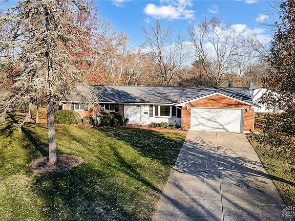 2nd image of 2525 Marscott Dr