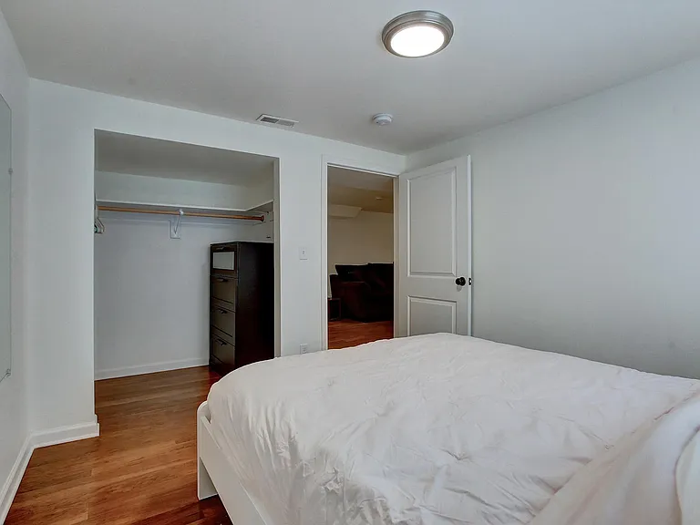 7320 SW 26th Ave #C — Photo 9