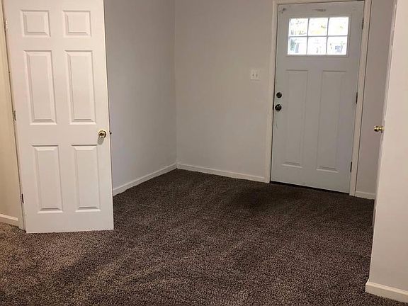 5th image of 3208 Oak St
