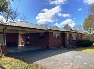 141 Casson Hts, Old Fort, TN 37362