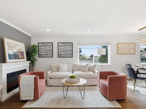 383 Monterey Rd, Pacifica, CA 94044