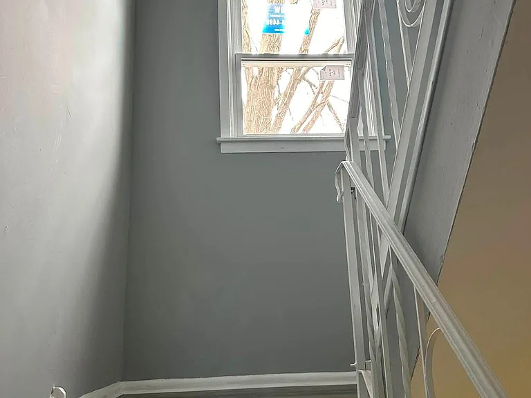 200 Lockart Ter #2 — Photo 10