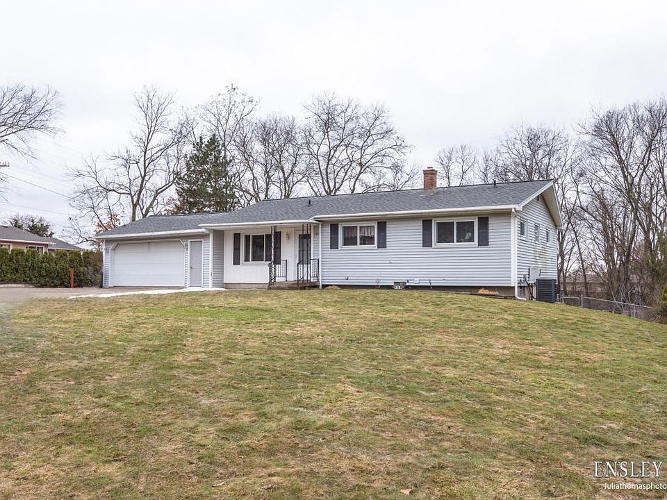 1st image of 4431 Bonanza Dr NE