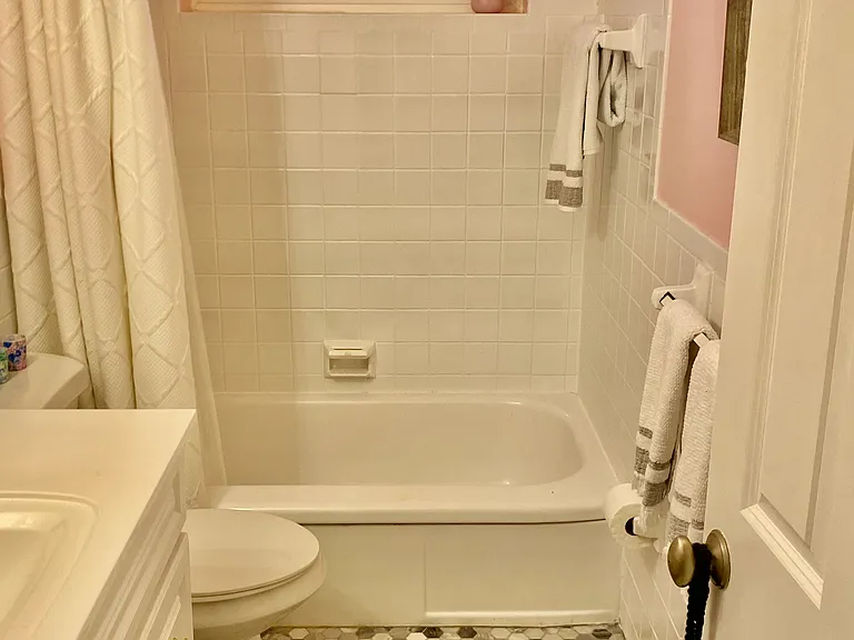 766 Wenneker Dr — Photo 37