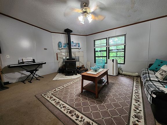 2nd image of 1135 Cane Ridge Rd