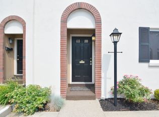 1 Charles St APT I, Reading, MA 01867