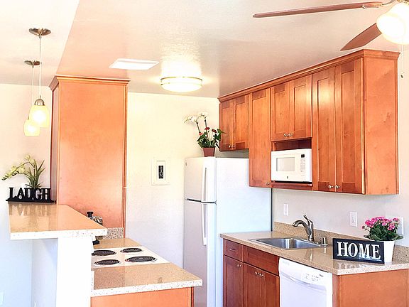 4th image of 2656 Newhall St APT 21