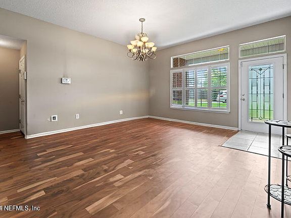 3rd image of 7863 FOX GATE Court