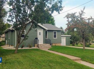 41 Felshow St, Clintonville, WI 54929