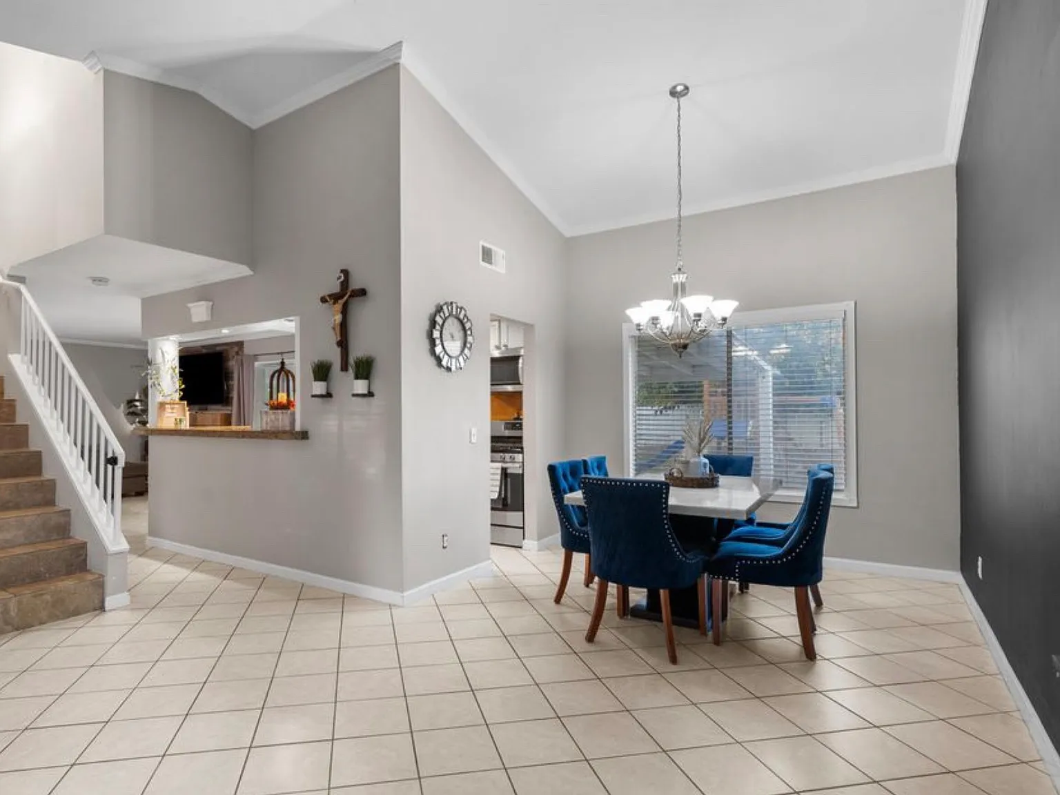 44644 Stillwater Dr — Photo 4