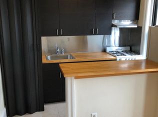 1020 Pine St APT 3R, Philadelphia, PA 19107