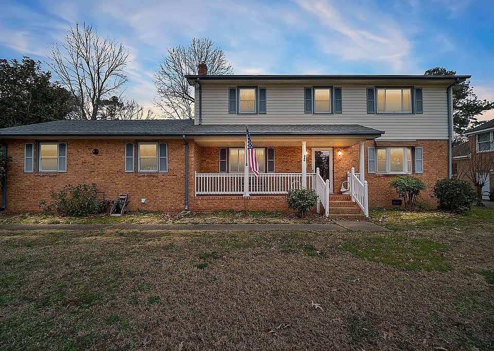 1st image of 340 Briarfield Dr