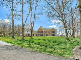 900 Hertzler Rd, Mechanicsburg, PA 17055