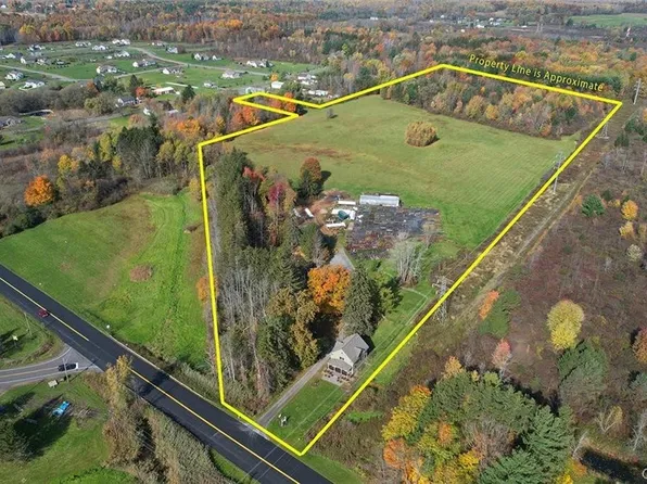 4913 State Route 31 #25, Clay, NY 13041