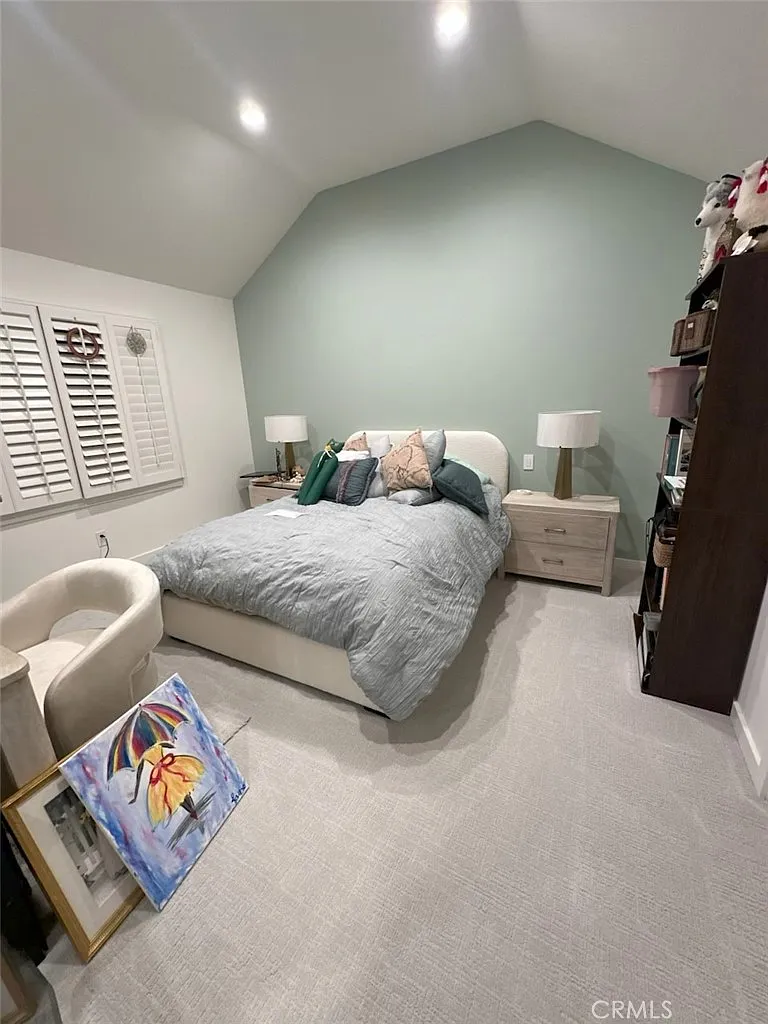 4 bed, 3188 sqft, $1,800 — Photo 1