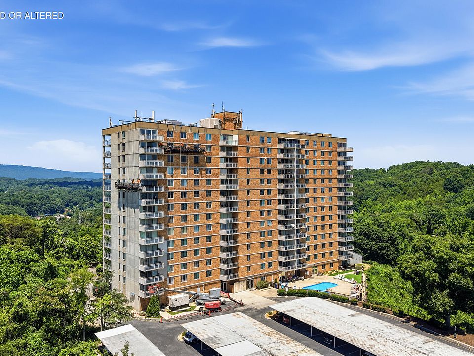 1st image of 1131 Stringers Ridge Rd APT 11A