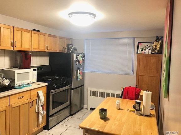4th image of 207-01 35th Ave