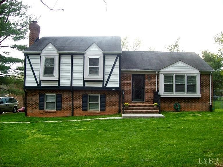 1st image of 200 Stonehouse Dr