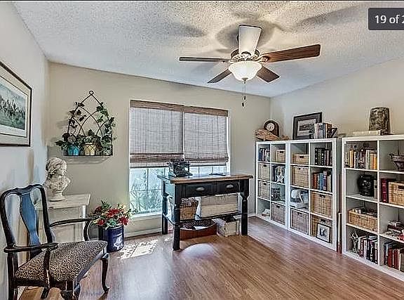 3rd image of 4917 Prestwick Dr