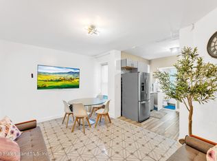 11 Coonley Ct, Staten Island, NY 10303