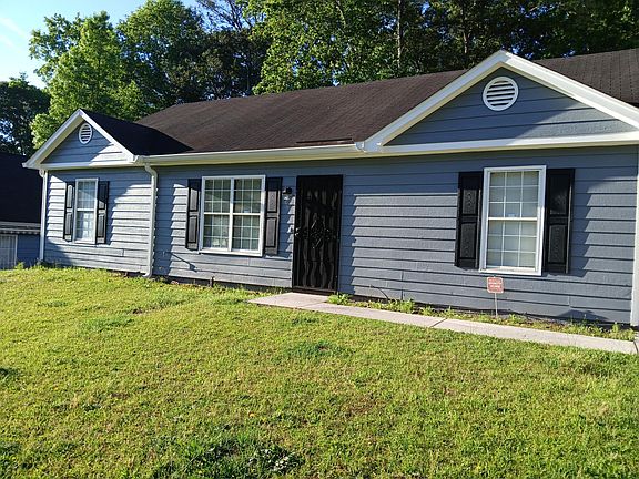3rd image of 194 Antebellum Ct