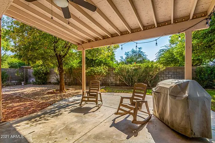 2638 S 85th Dr — Photo 18