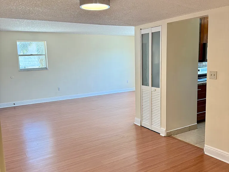 1236 Alton Rd #401 — Photo 10