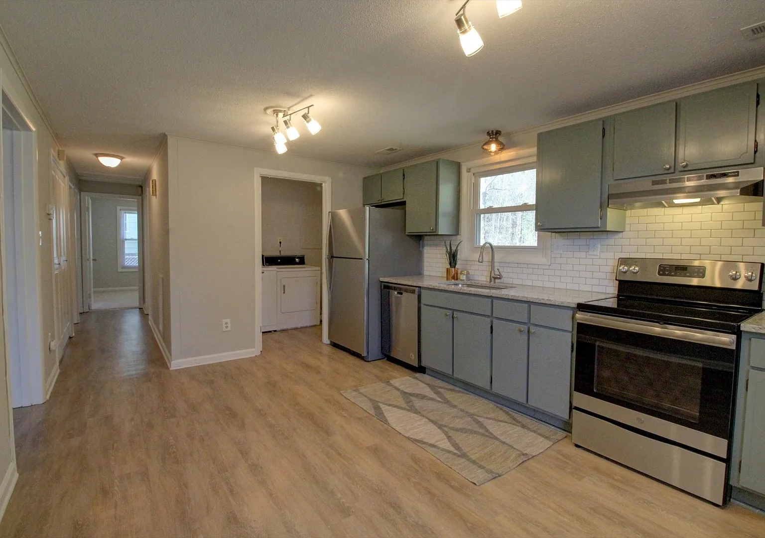 Available early September! Adorable + updated 3 bedroom home with fenced yard, 10 minutes from Do... — Photo 3