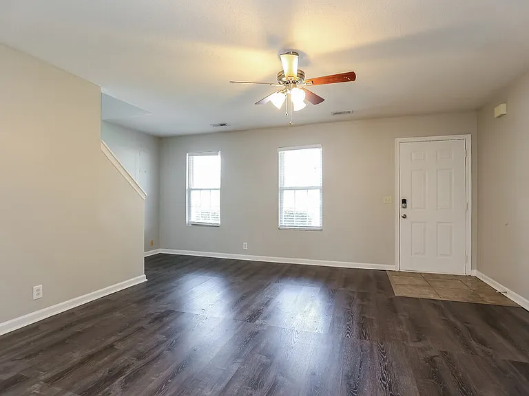 2611 Hawk Eye Ct — Photo 5