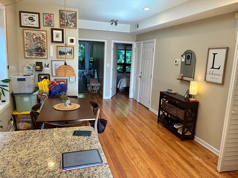 3910 N Janssen Ave #3 — Photo 8