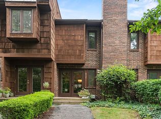 6728 Quail Ridge Ln, Fort Wayne, IN 46804