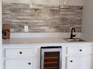 530 Sand Bend Dr, Kerrville, TX 78028