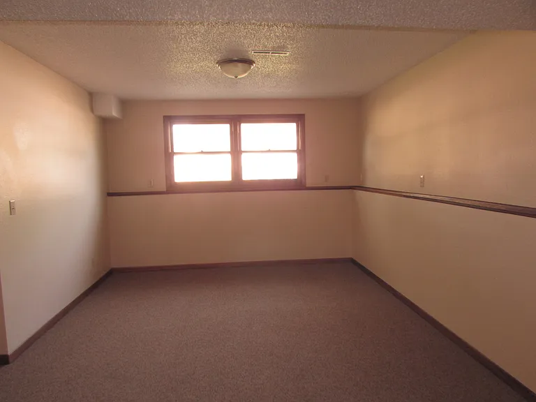 3526 Elm Ave — Photo 10