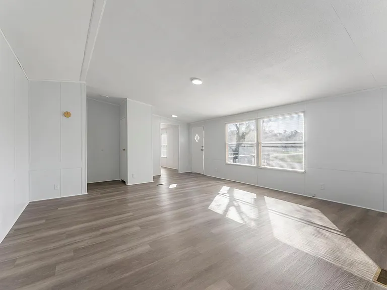 150 Pegasus Ct — Photo 11