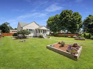 5 N Border Rd, Stoneham, MA 02180