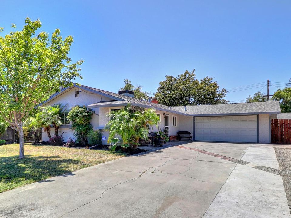 1st image of 8127 Basswood Way
