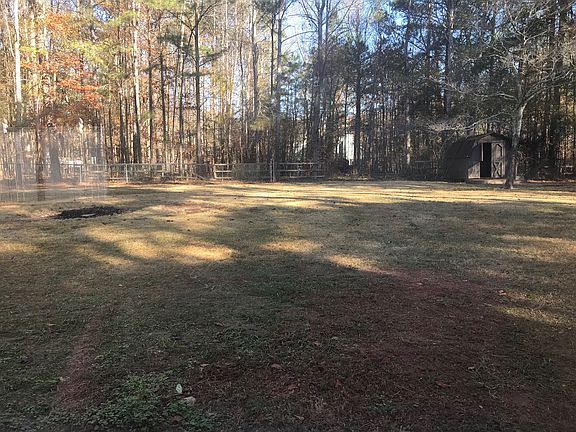 5th image of 926 Victoria Landing Dr