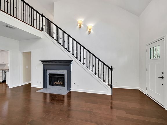 5th image of 2717 Rosedale Pl