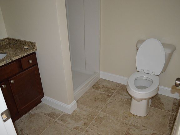 5th image of 75 Esmond St APT 4-B