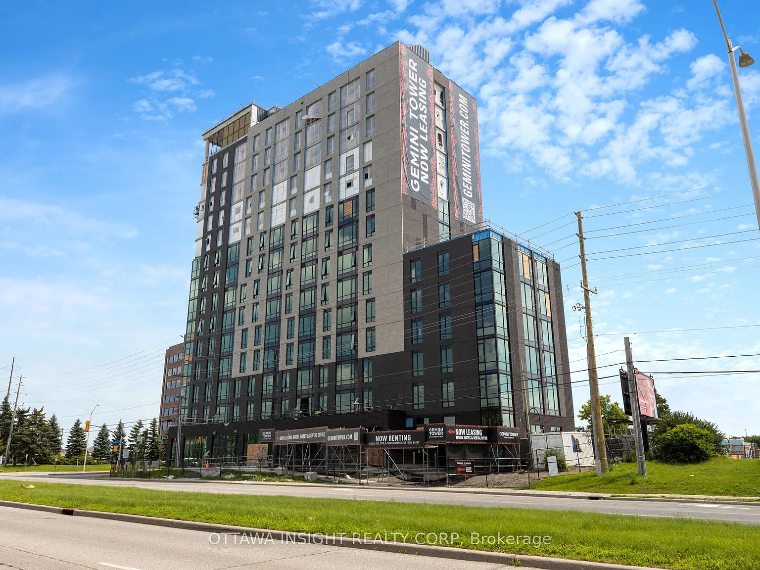 2 bed, $2,470 — Photo 1