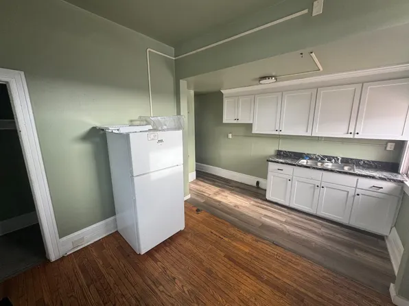 727-729 W 4th St Floor 2, Williamsport, PA 17701