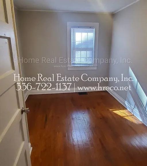 2712 Ludwig St — Photo 7